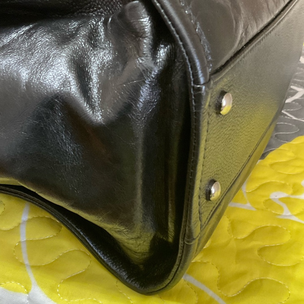 COPY - CHANEL preloved 2016 black calf skin deauville medium in very good condi… - Picture 4 of 15